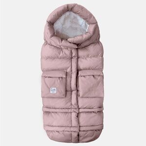 7AM Oslo B212 Footmuff- Ash Rose NWOT